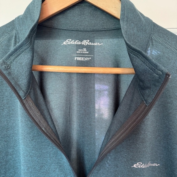 Eddie Bauer Men's HYOH Long-Sleeve 1/4-Zip, Green, Size XL - Picture 3 of 4